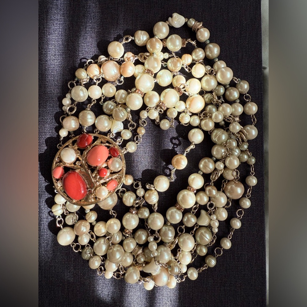Carolee Vintage 7-strand Glass Pearl / Coral Magnetic Clasp Necklace, Very Rare